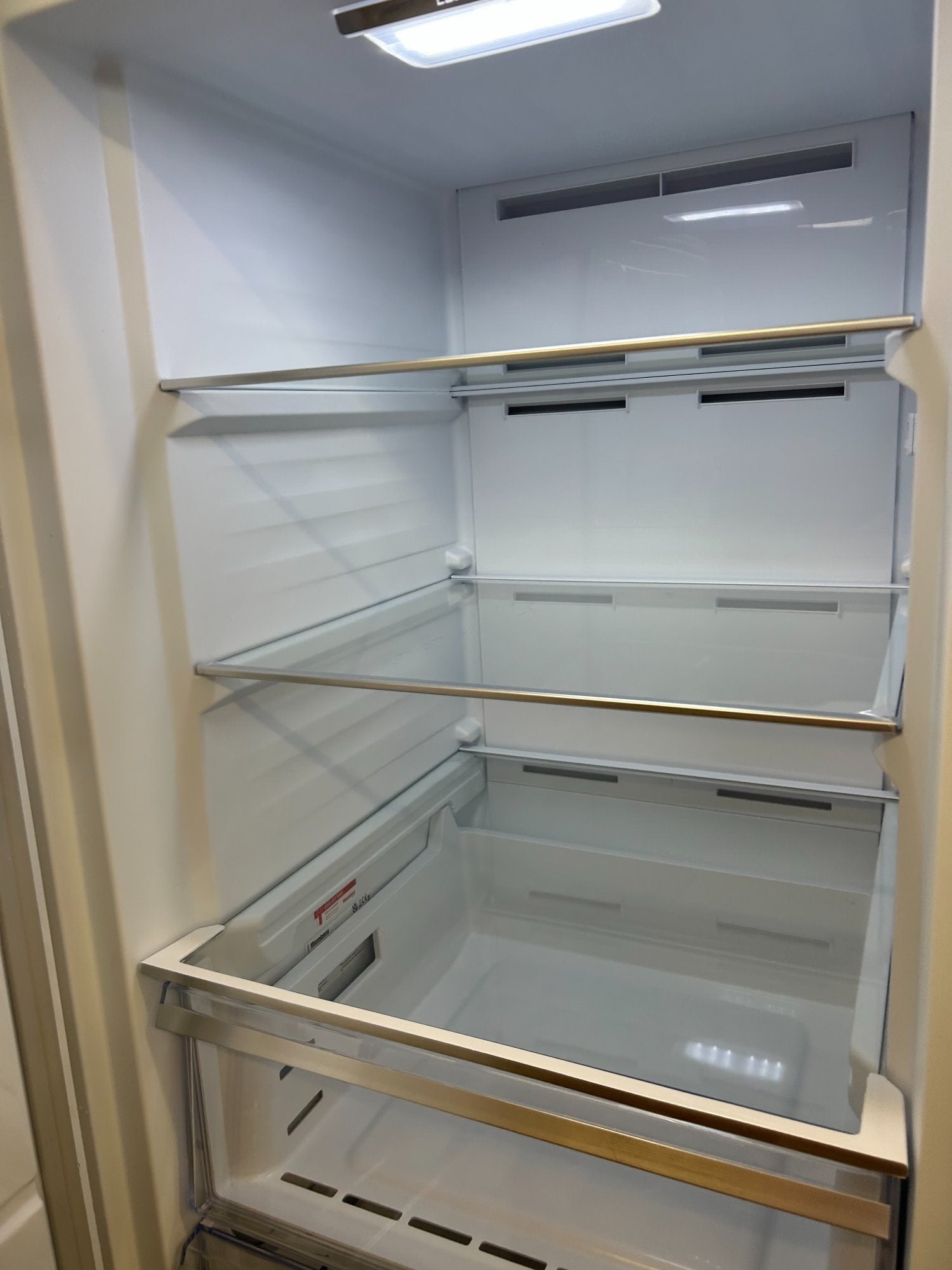 St. Leonards-On-Sea BLOMBERG TALL FREEZER