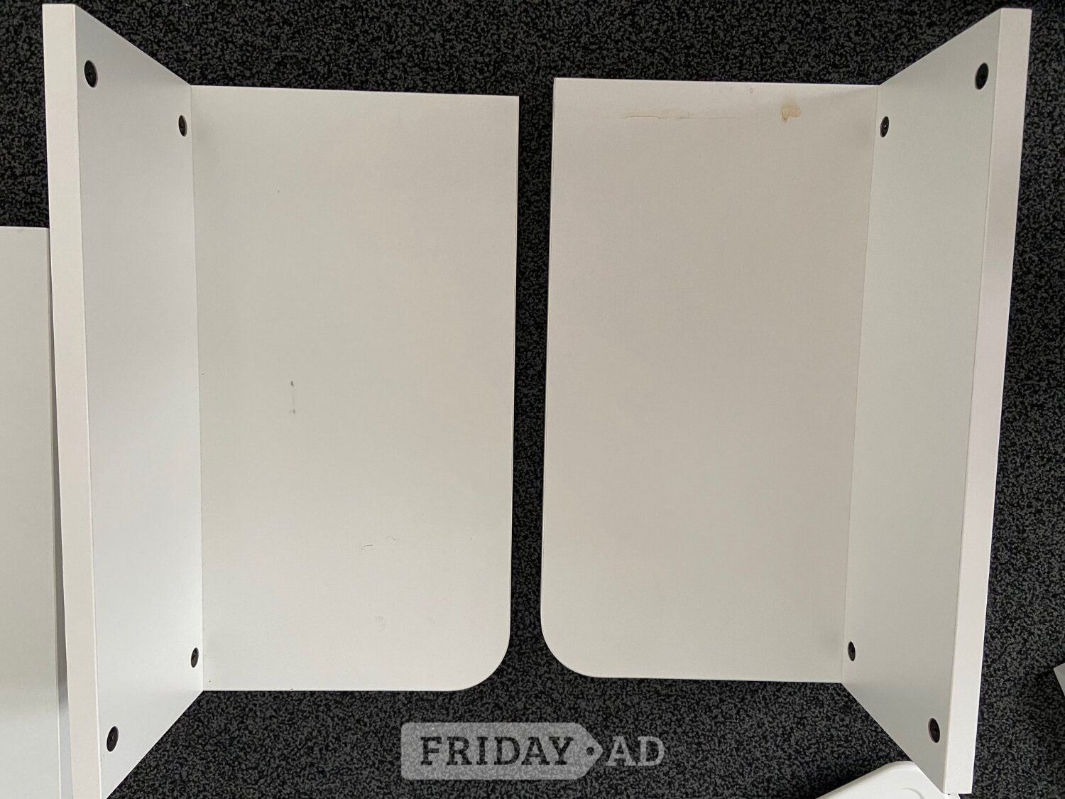 IKEA work gaming metal white steel table - Furniture in Harrow