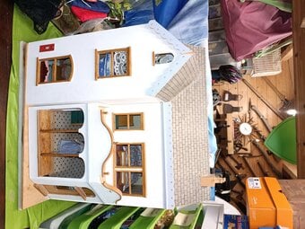 Vintage Honeychurch Dolls House Shop + accessories + shop keeper