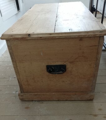 Vintage Pine Blanket Chest 