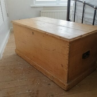 Vintage Pine Blanket Chest 
