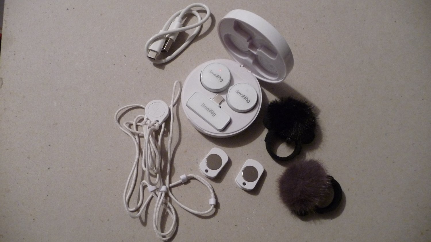 Mobile phone  2 mics and 1 receiver 4 audio recording - Phones & Accessories in Worthing