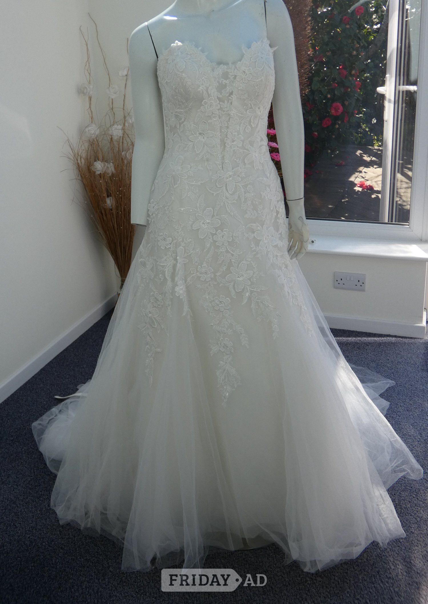 Ivory Wedding dress in Worthing