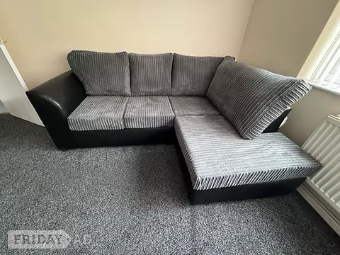 RIGHT HAND BYRON CORNER SOFA FIXED BACK - BLACK SNAKE/GREY CORD