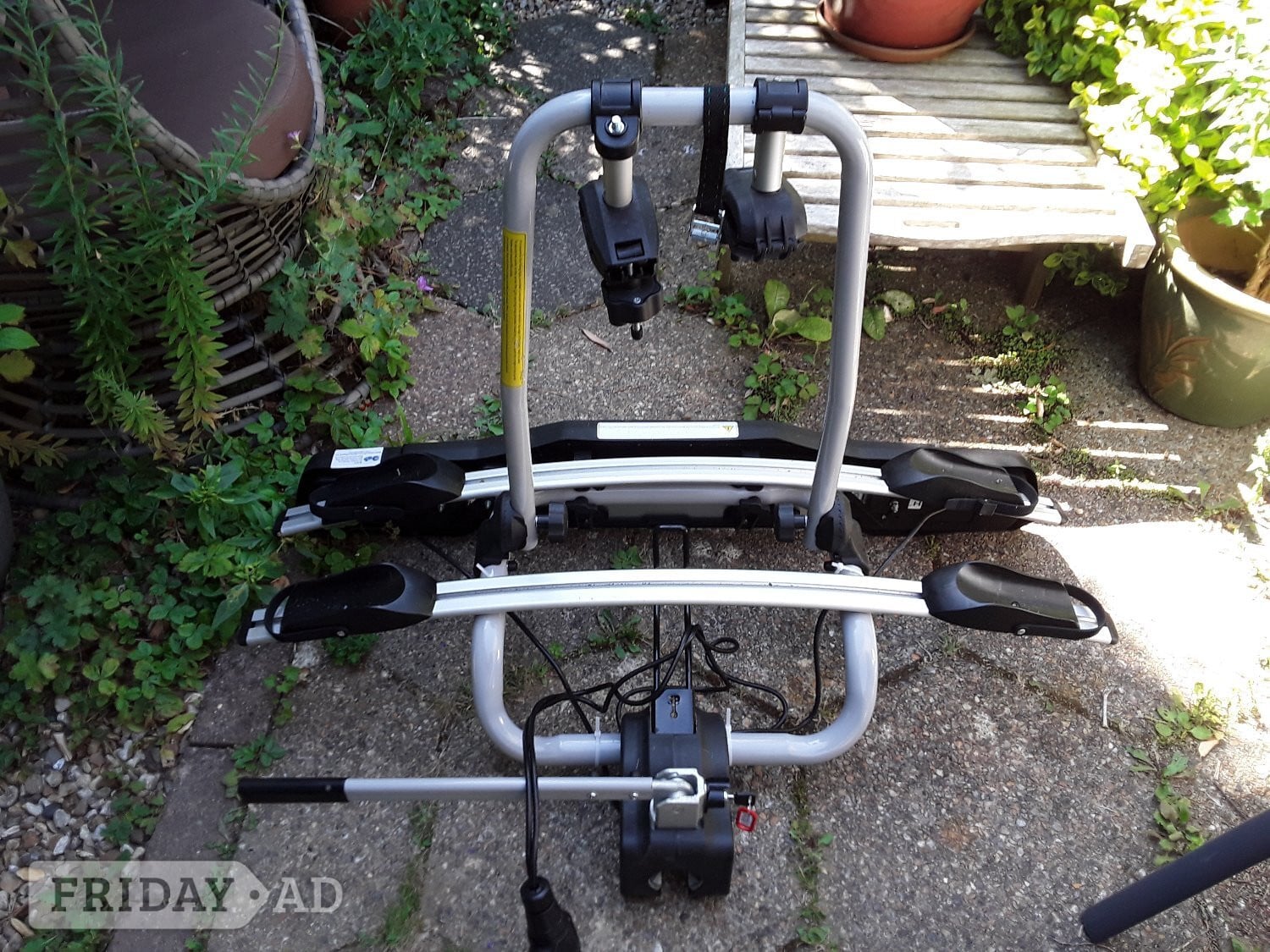 Bexhill-On-Sea Bike Rack for 2 bikes  -  Towball mounted