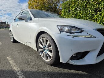 LEXUS IS 300H SPORT HYBRID