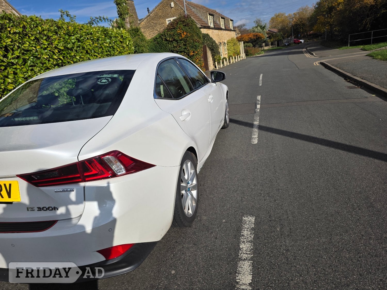 LEXUS IS 300H SPORT HYBRID - Cars