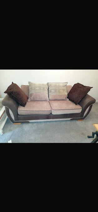 3 seater sofa great condition and 2 extra 1 seater used condition