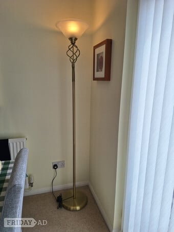 Uplighter floor lamp 