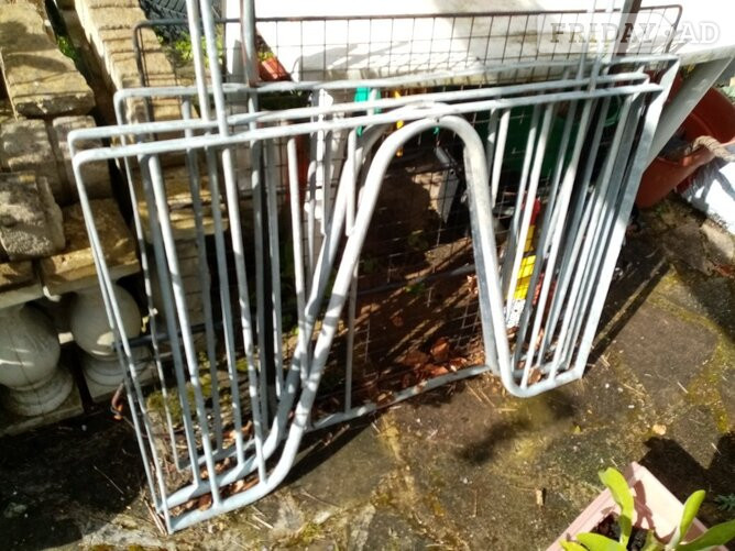 Equine anti weave gates x 3, for stable doors. in Whyteleafe