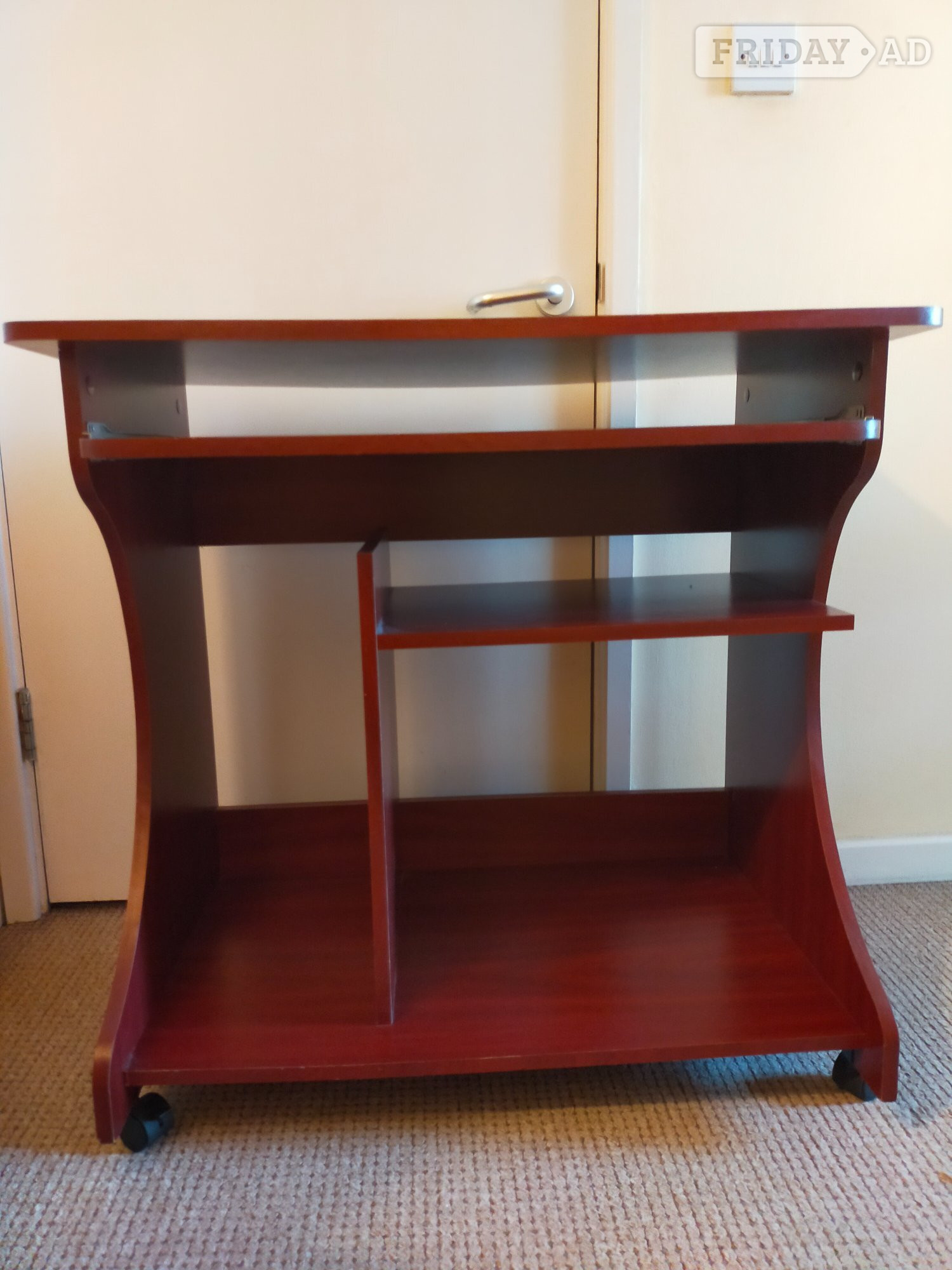 Good computer desk 