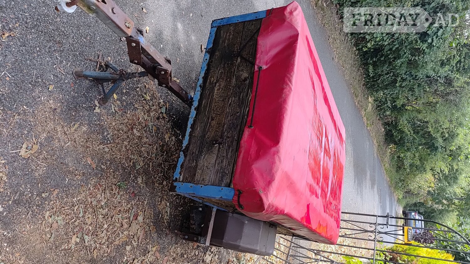 small garden trailer 