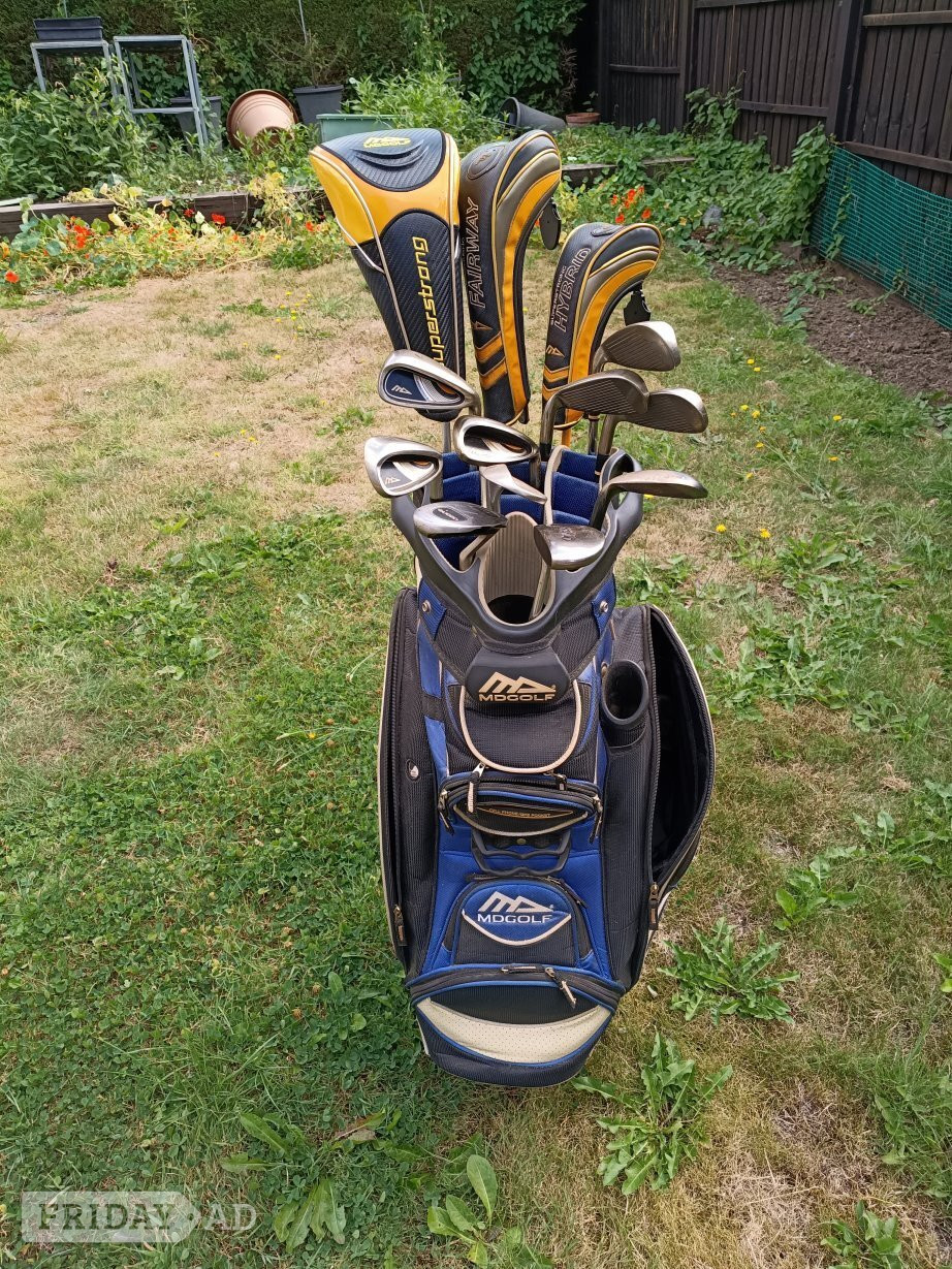 Qualitry Golf Clubs with Cart bag in Redhill