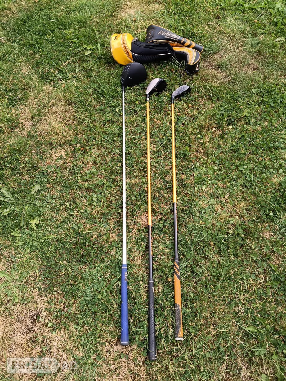 Qualitry Golf Clubs with Cart bag - Sports Equipment in Redhill