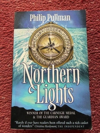 Northern lights by Philip Pullman - Paperback