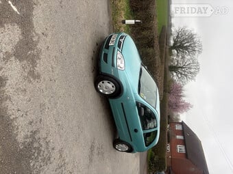 Vauxhall corsa 3door 
