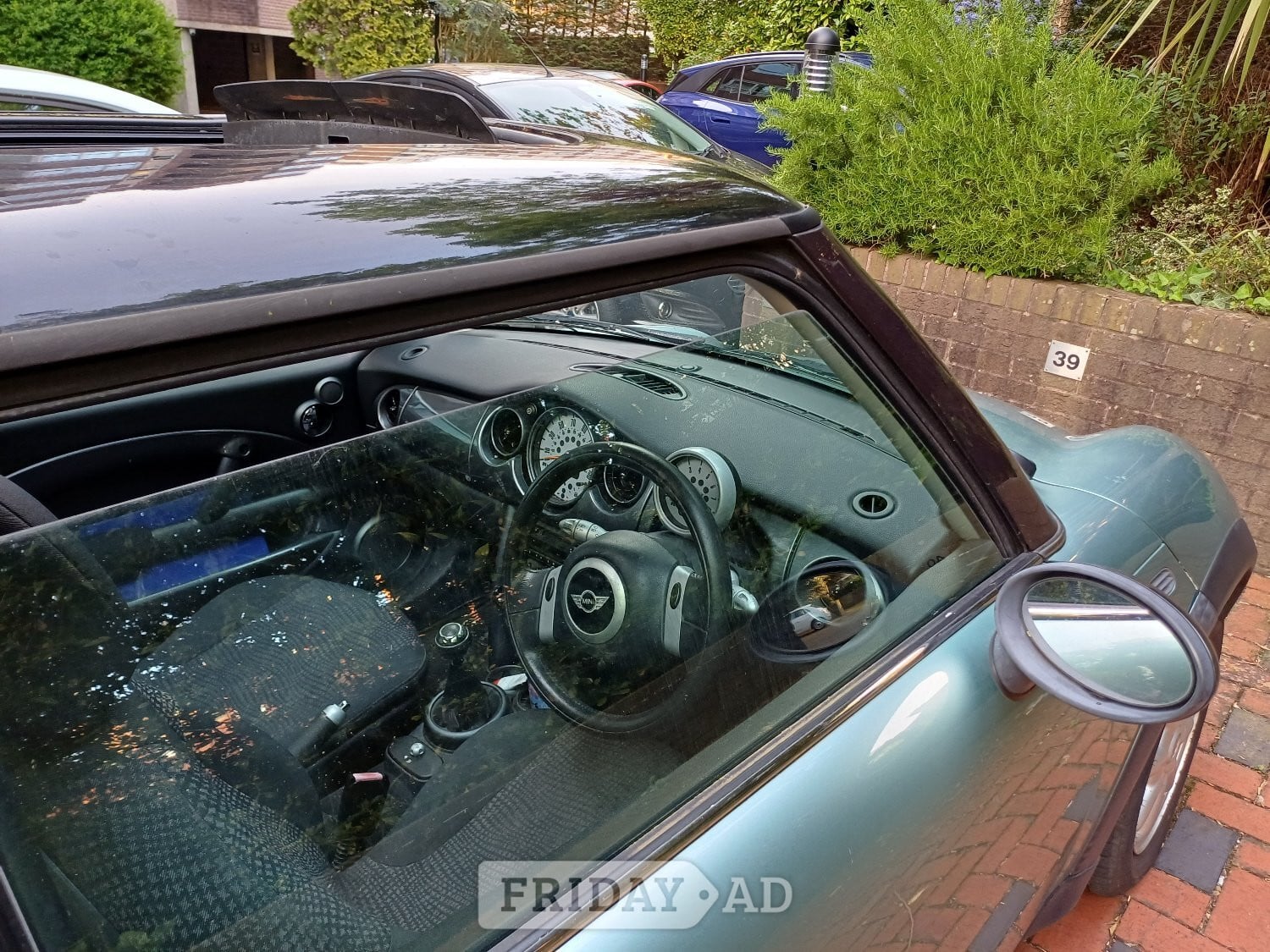 [ berth ]Mini Hatch