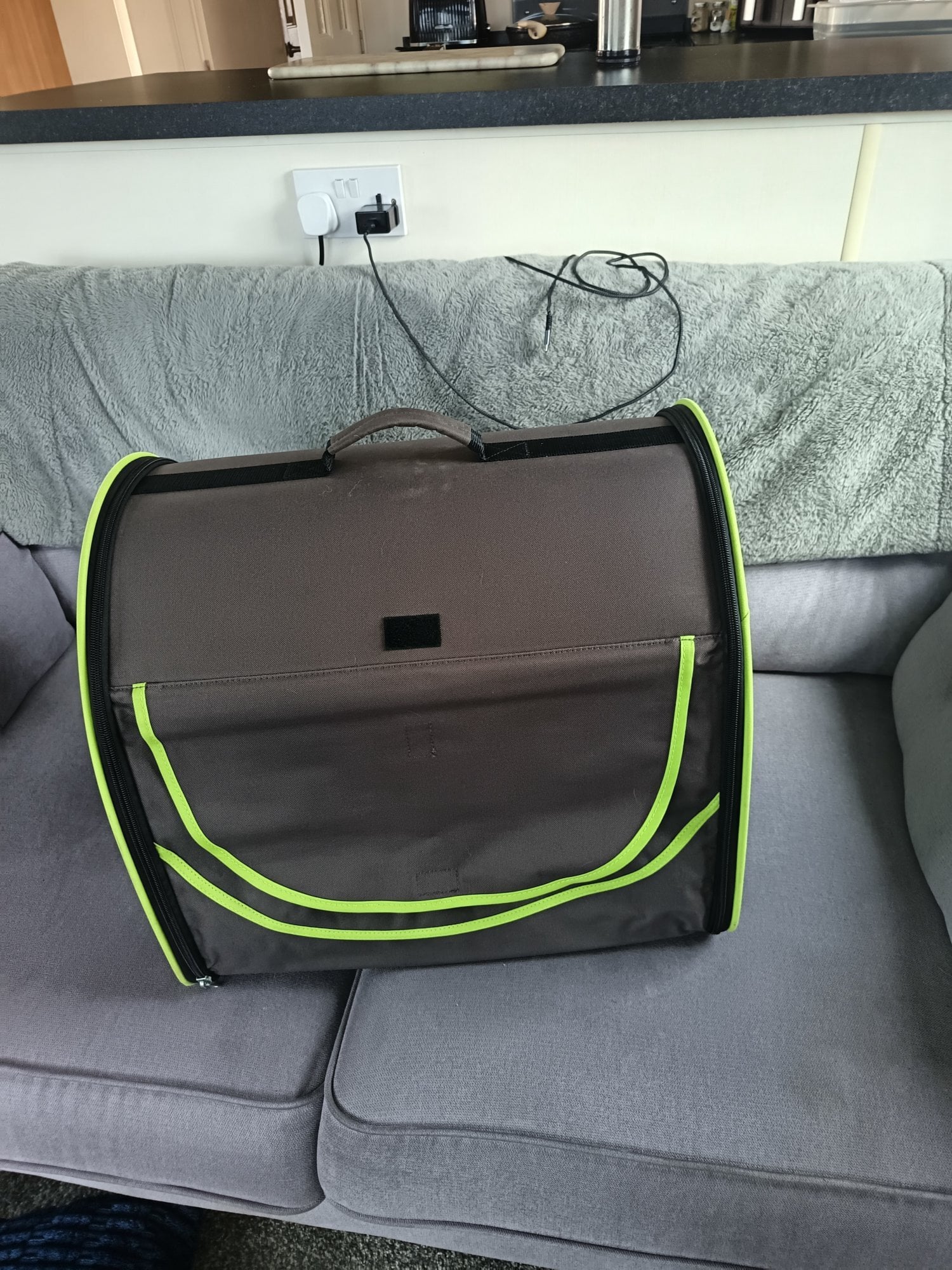 Dog pet carrier 