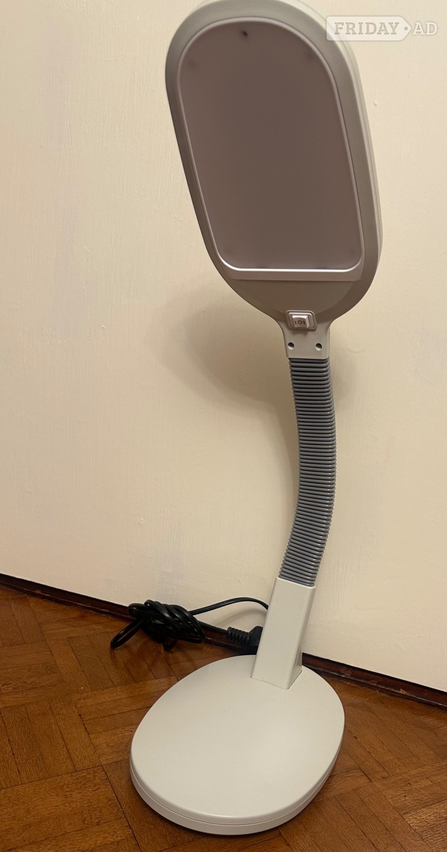 Flexible neck LED reading lamp