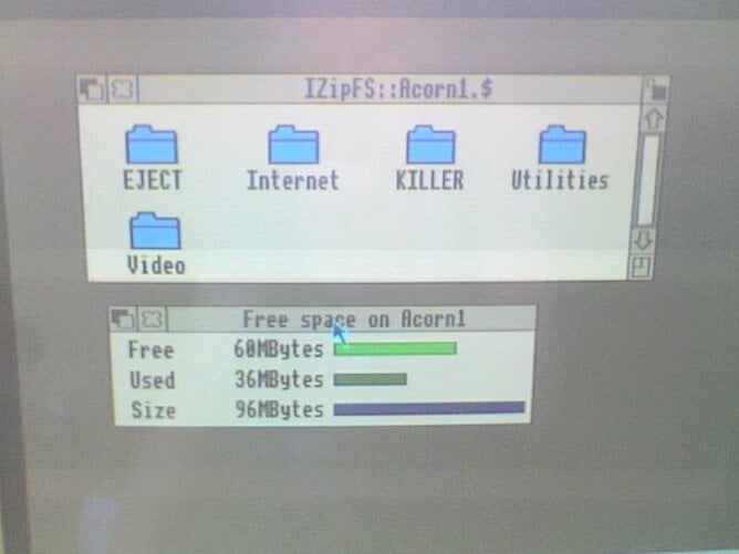 IOMEGA 100Mb ZIP DRIVE , PSU & Disk for ACORN A3010 to A7000 & RISC PC - WORKING