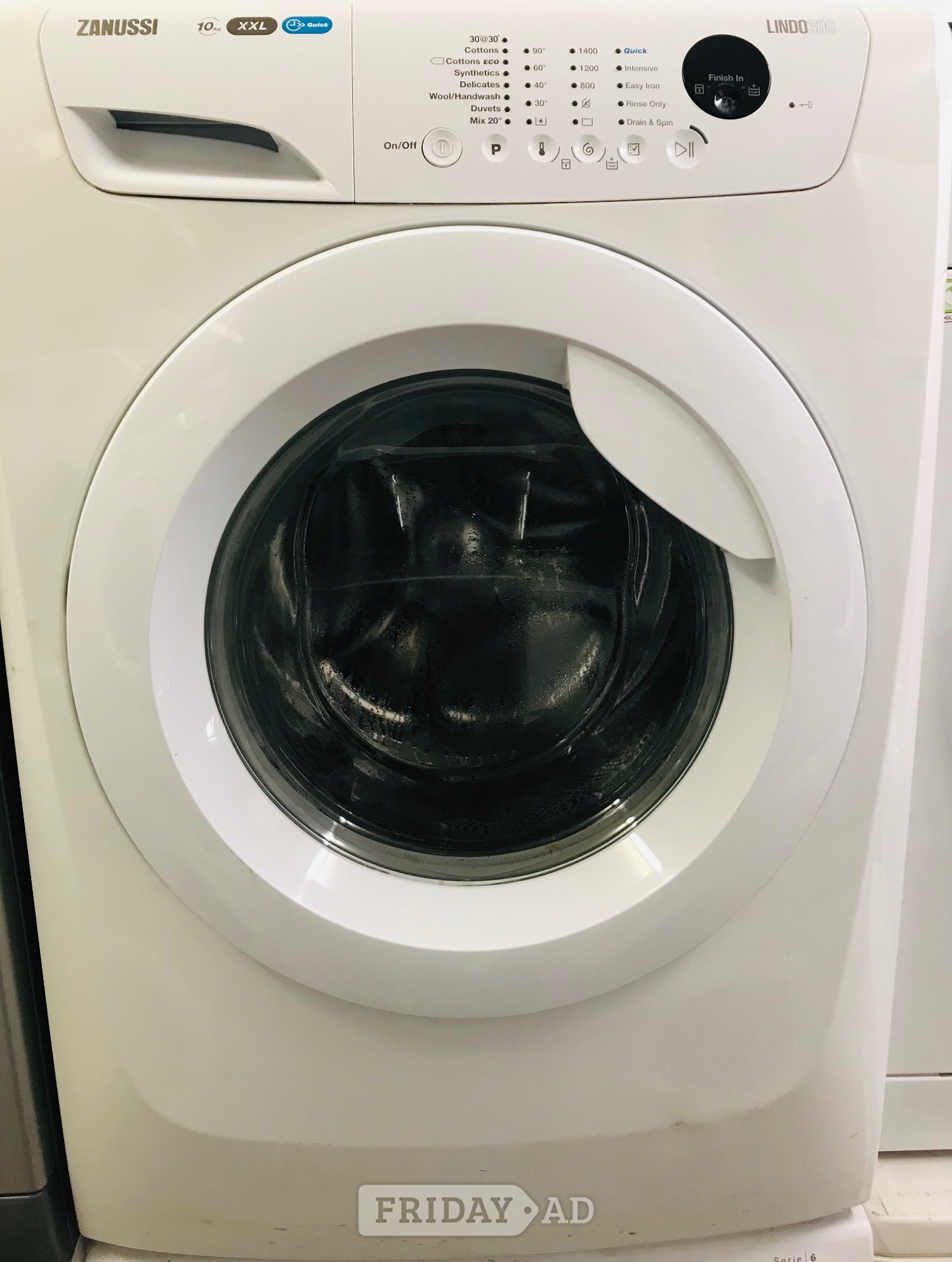 ZANUSSI 10KG  load with  xxl drum  washing machine  in Wellingborough