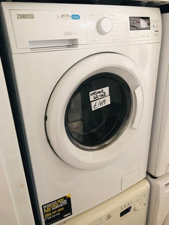 Zanussi 7kg load washer dryer in excellent condition 