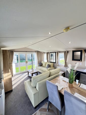 38x12ft 2 Bedroom Willerby The Wolds Sited On Park in Addlethorpe