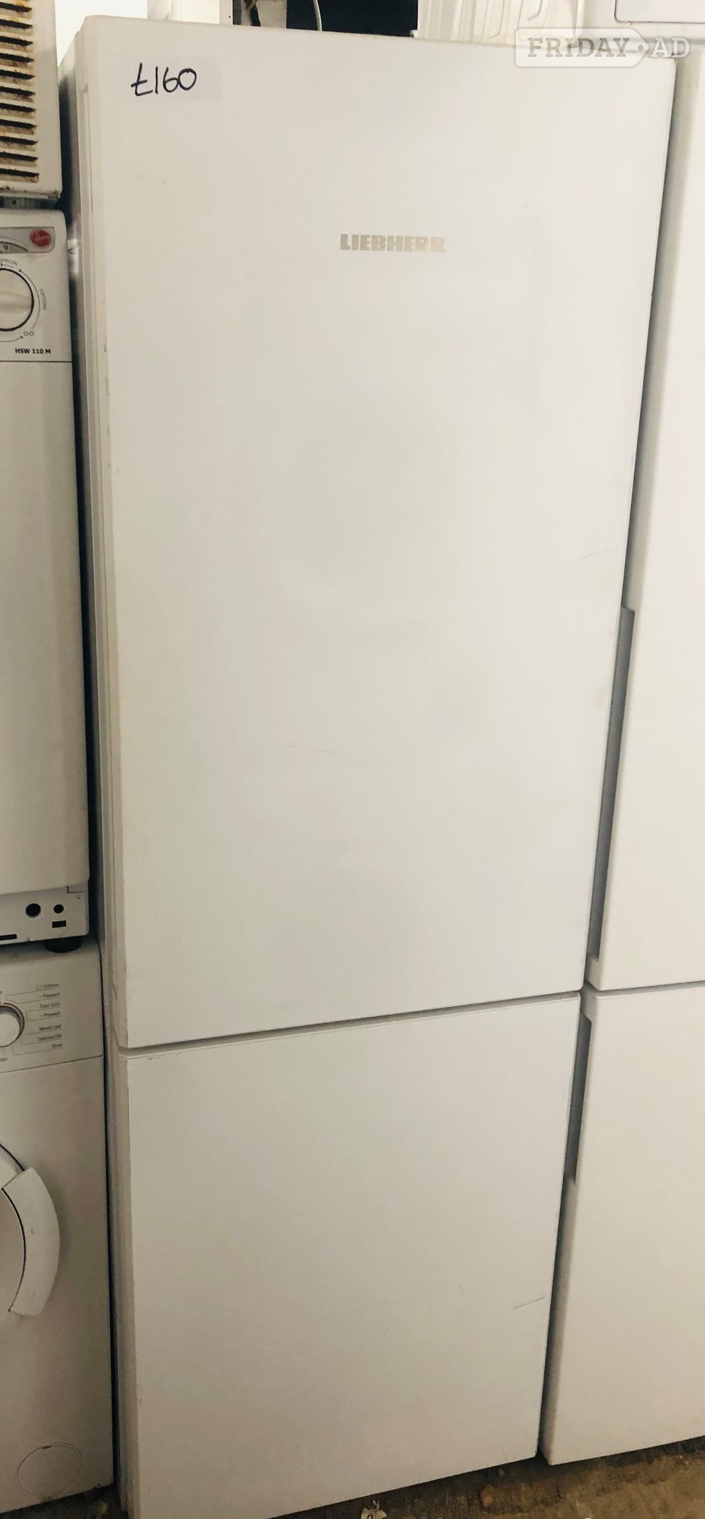 Liebherr Frost free fridge freezer in excellent condition 