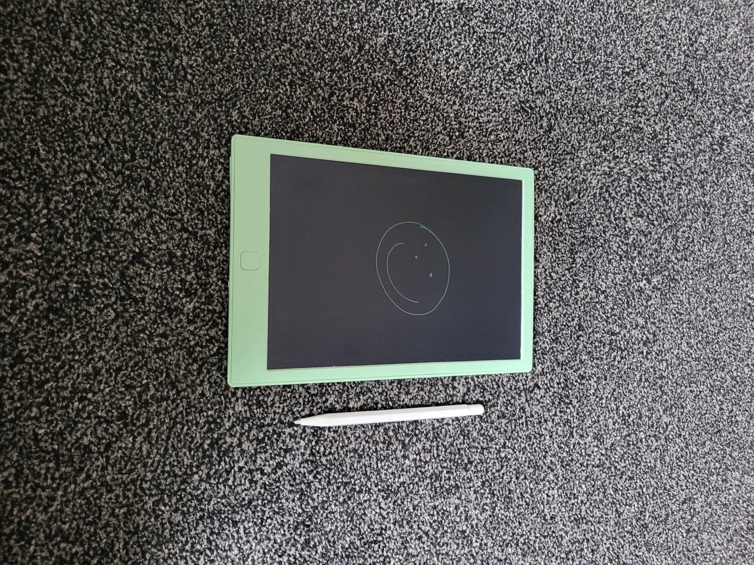 Drawing pad with pen Lcd display - Computers & Electronics in Blackburn