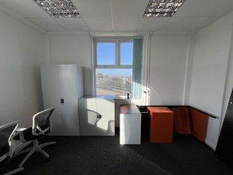 Office Room Avaliable - Archer House Business Centre - Commercial Properties