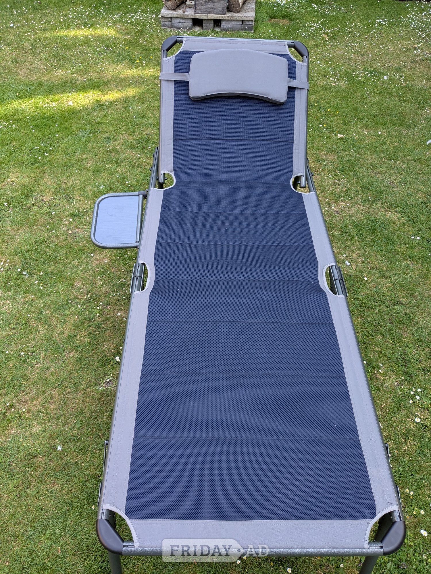 Deluxe Sun Lounger in Worthing