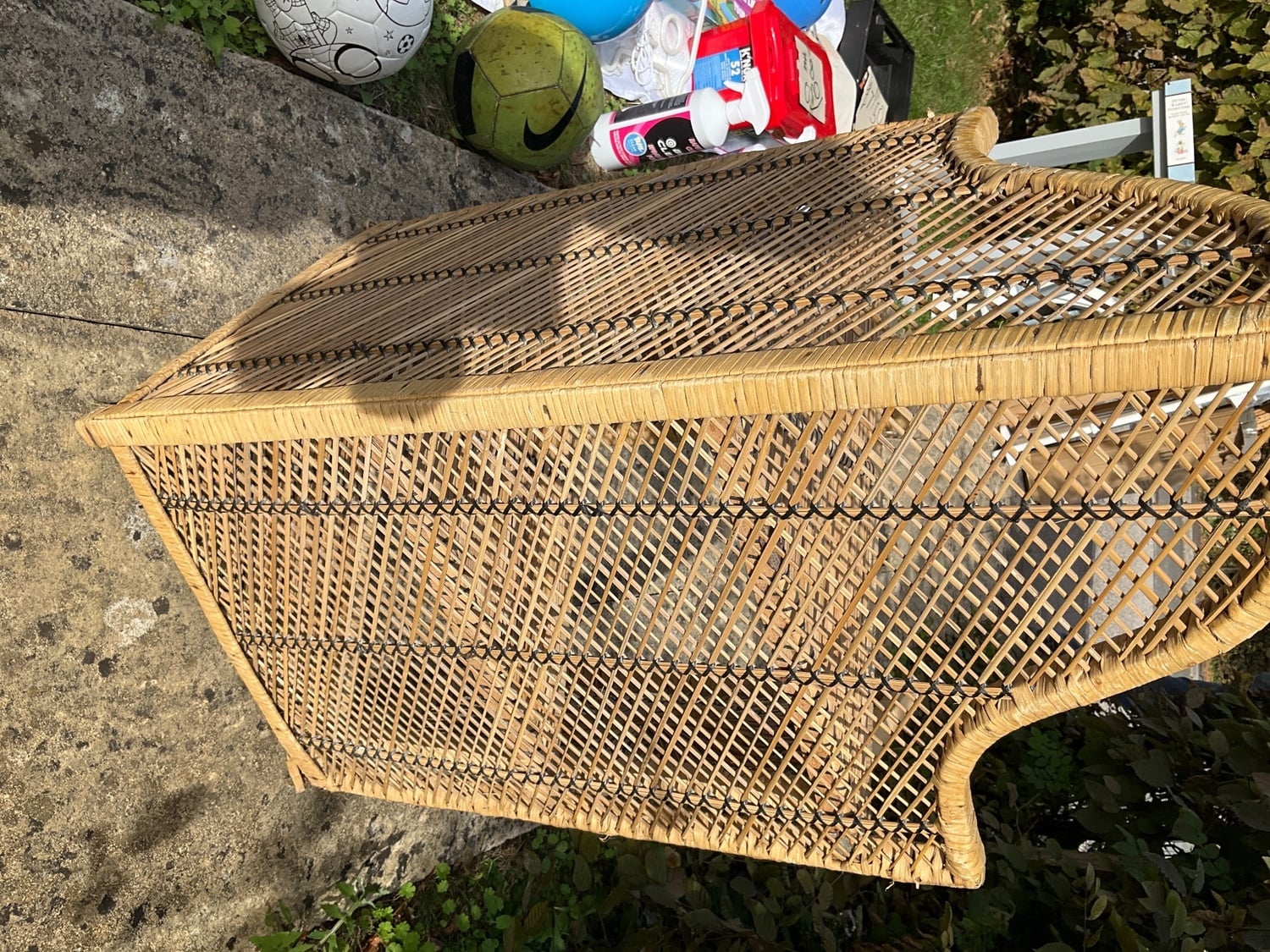Lewes WICKER CORNER UNIT
