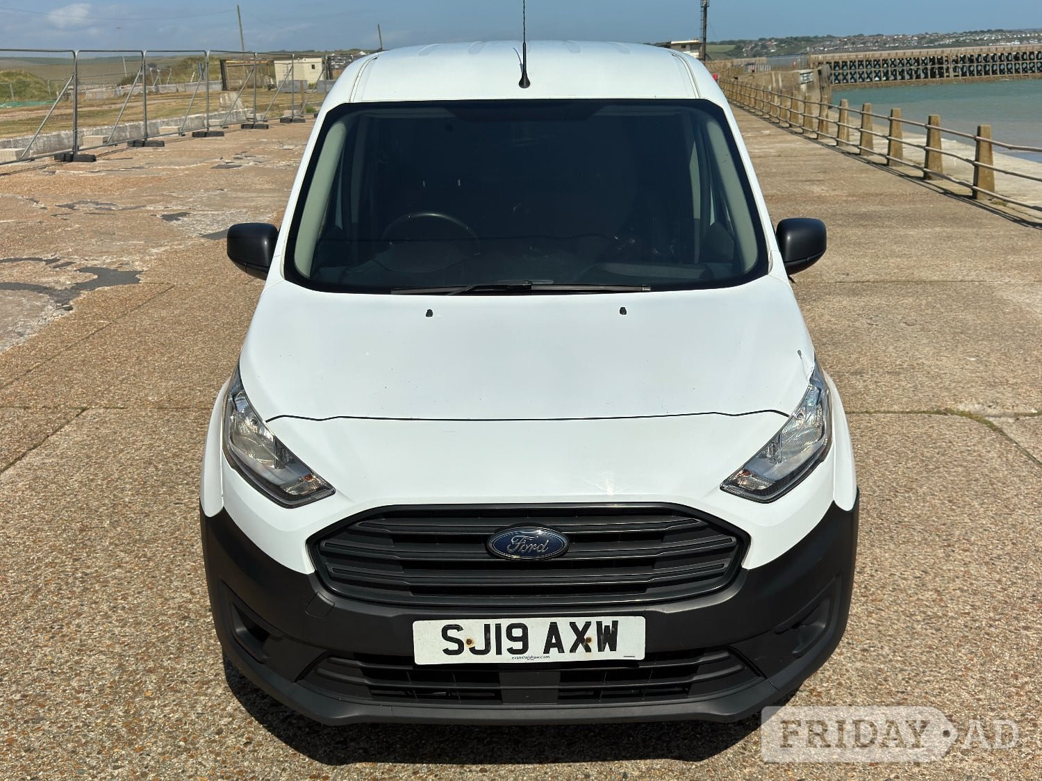 2019 Ford Transit Connect 200 - New Years MOT - Crew Cab - 2 Keys in Brighton
