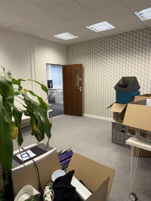 Office Room Avaliable - Archer House Business Centre