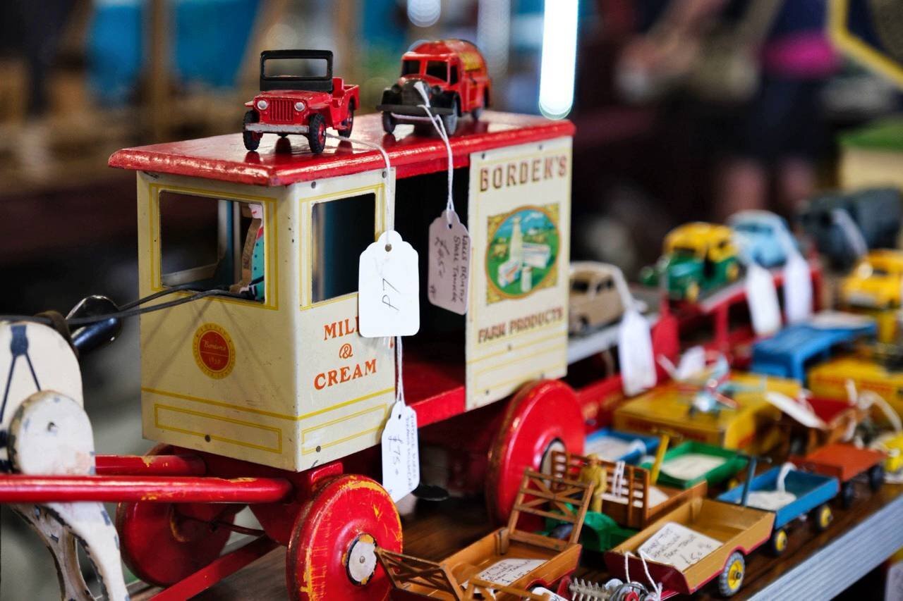 Brighton Racecourse Antiques and Vintage Fair - 