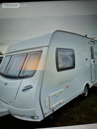 Lunar Quasar 2 berth caravan with Motor Mover 
