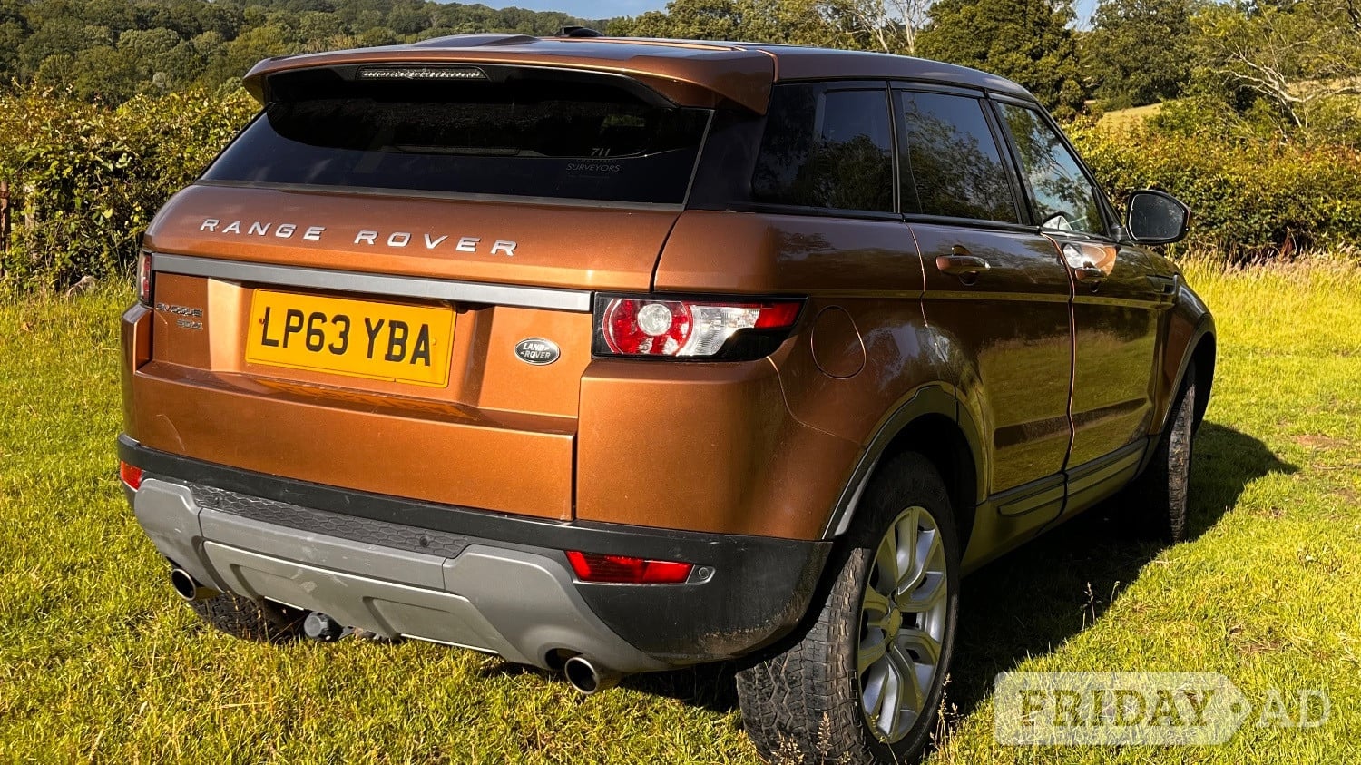[ berth ]Land Rover Range Rover Evoque