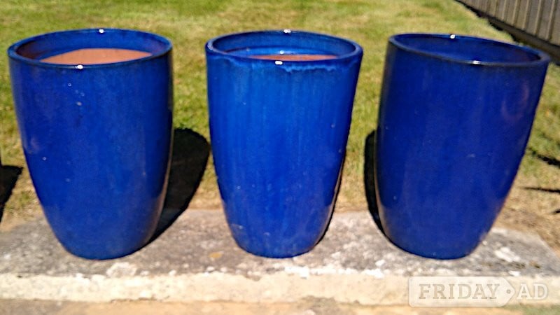 3 teracotta Blue Enamelled Pots Good condition in St. Austell