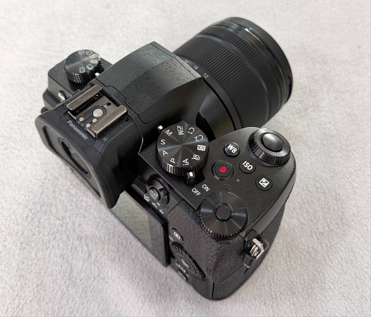 St. Austell 📸 Panasonic LUMIX DC-G90 Camera + Lens Kit – Excellent Condition