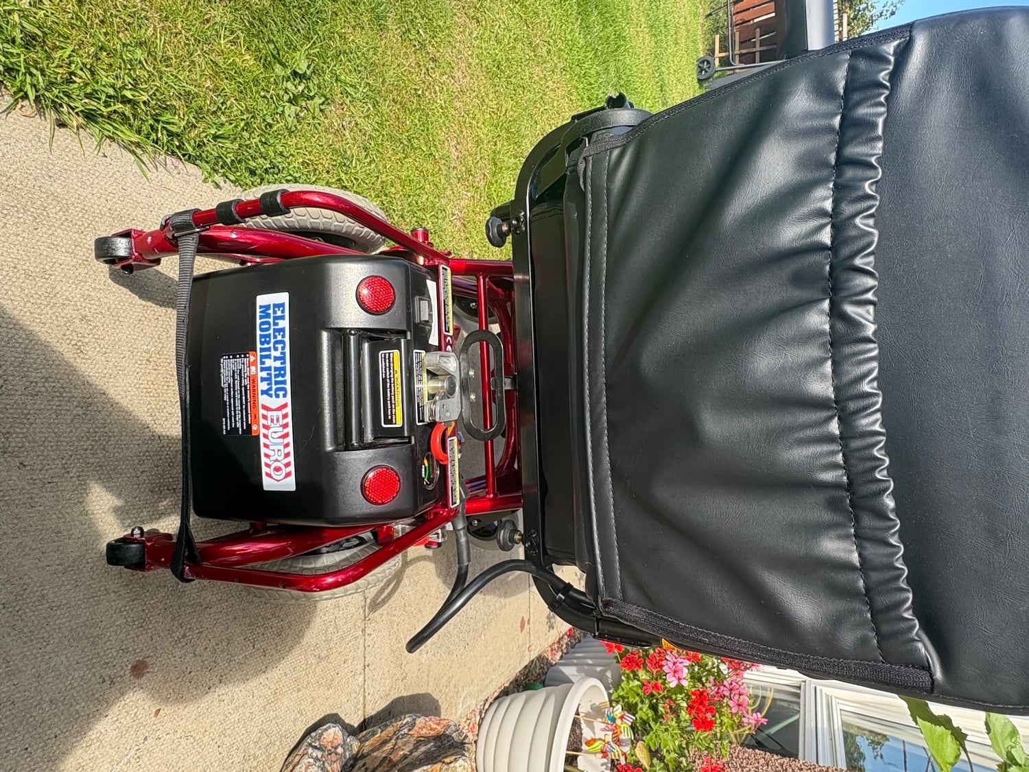 Shoprider Vienna Ultralite 765 electric powerchair new batteries - Mobility