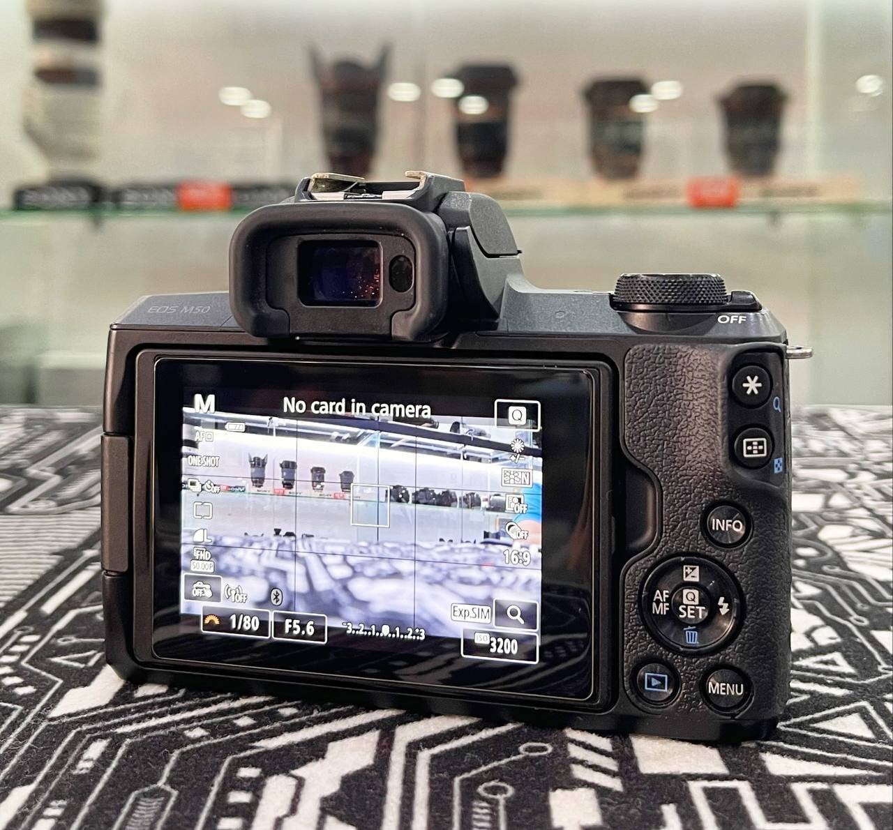 📸 Canon EOS M50 Mirrorless Camera + Kit Lens  - Tv, Audio & Cameras in St. Austell