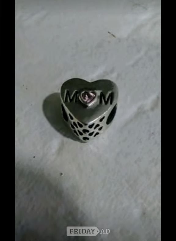 Pandora mum heart charm in Newhaven