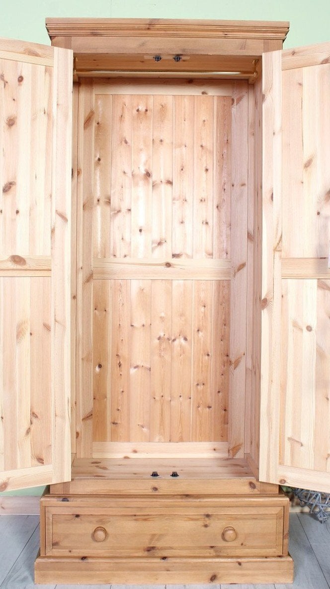 UK Delivery - Country Waxed Pine Farmhouse Wardrobe With 1 Drawer