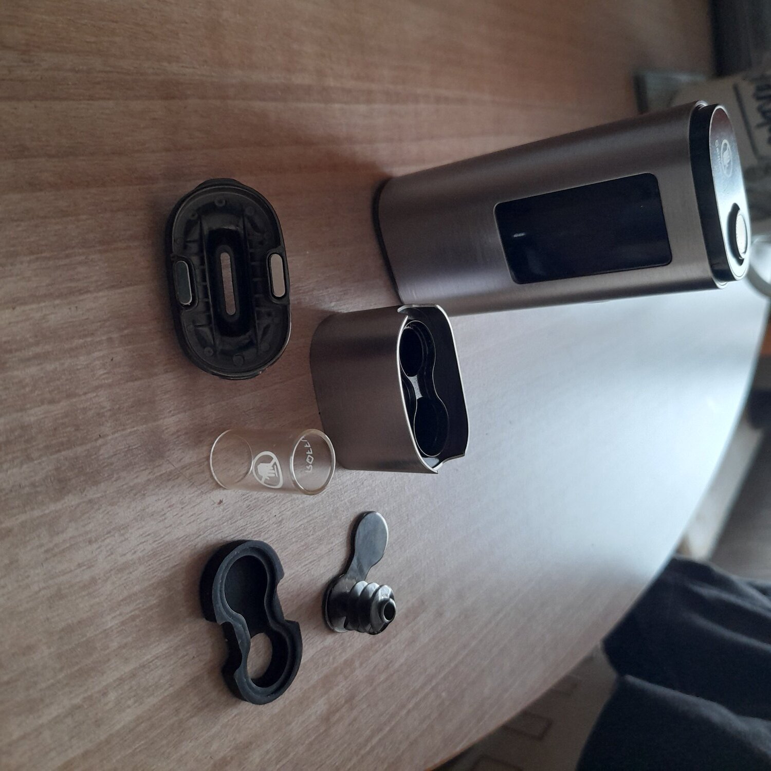 Lux Roffu by X Vape vaporizer 