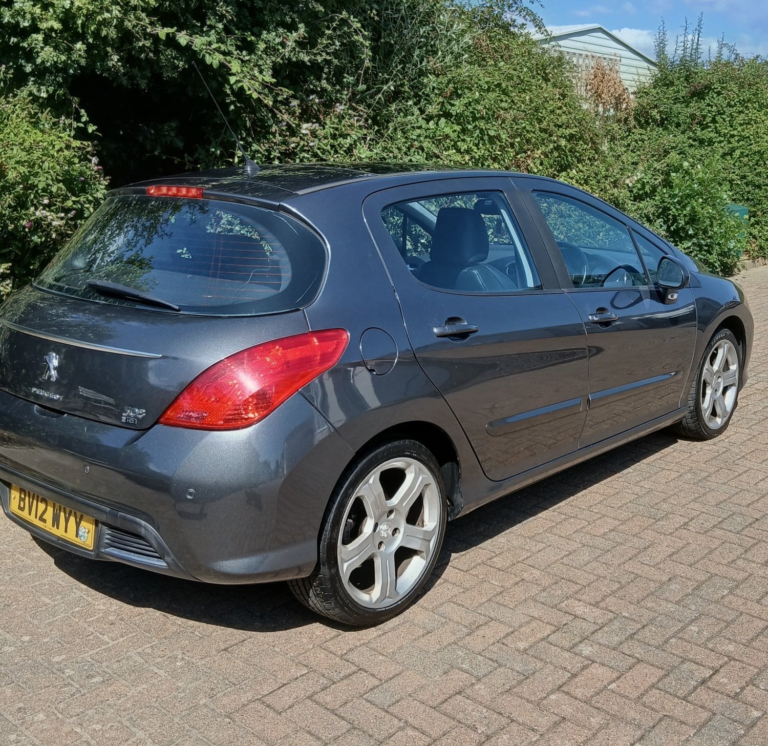 [ berth ]Peugeot 308