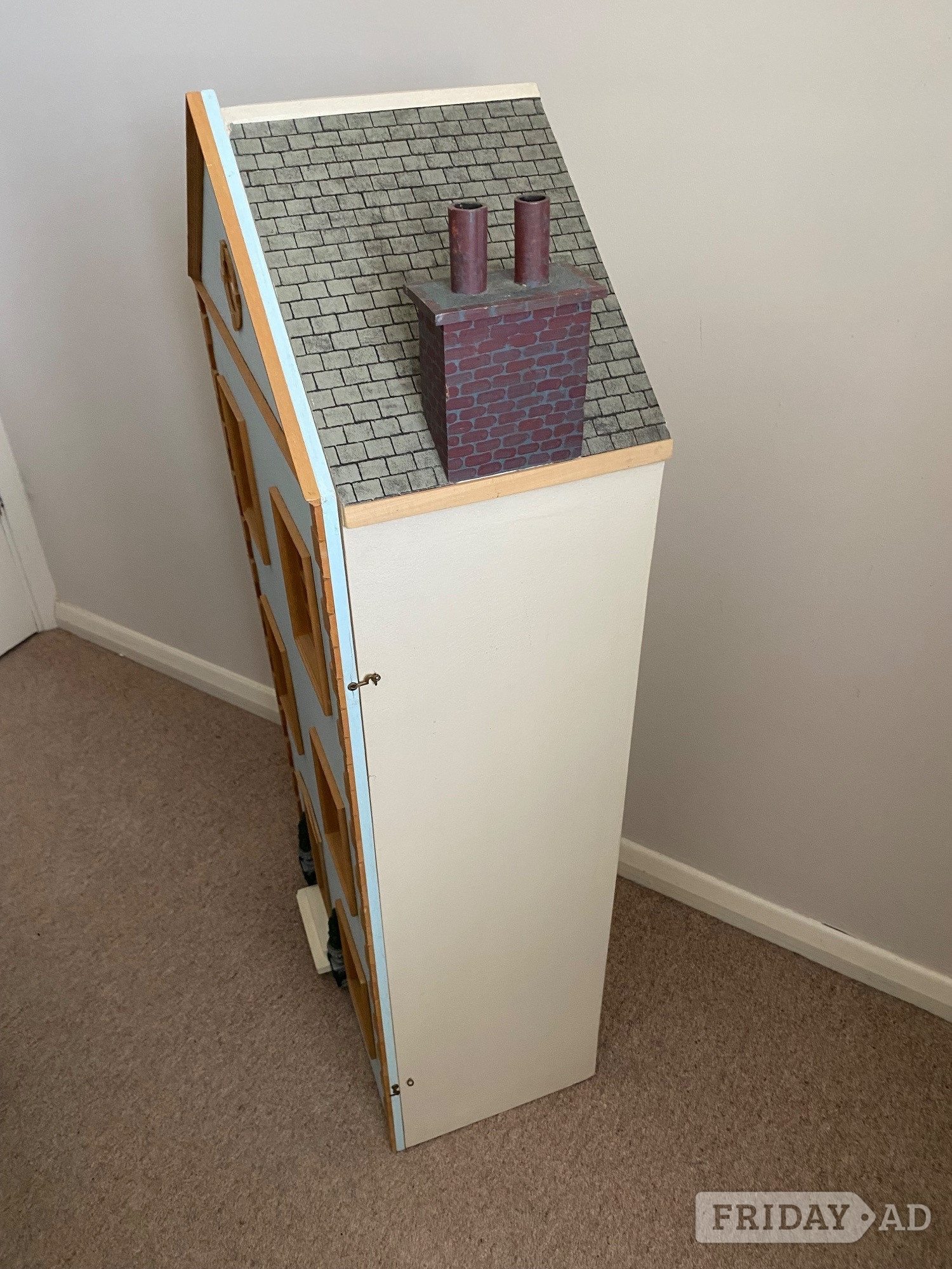 Hand made Dolls house  - Hobbies & Leisure in Brighton