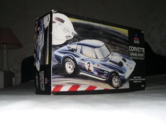 Corvette Grand Sport model kit.