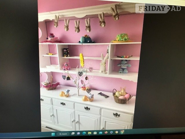 Solid wooden Dresser