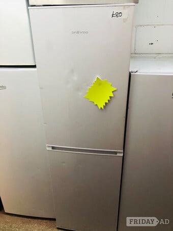 Daweoo frost free fridge freezer in fully functional 