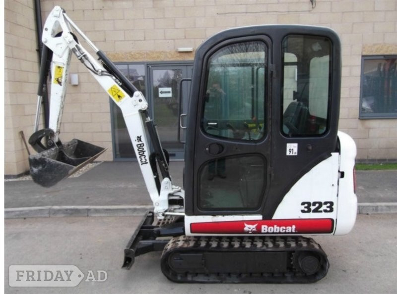Kubota Bobcat 323  London